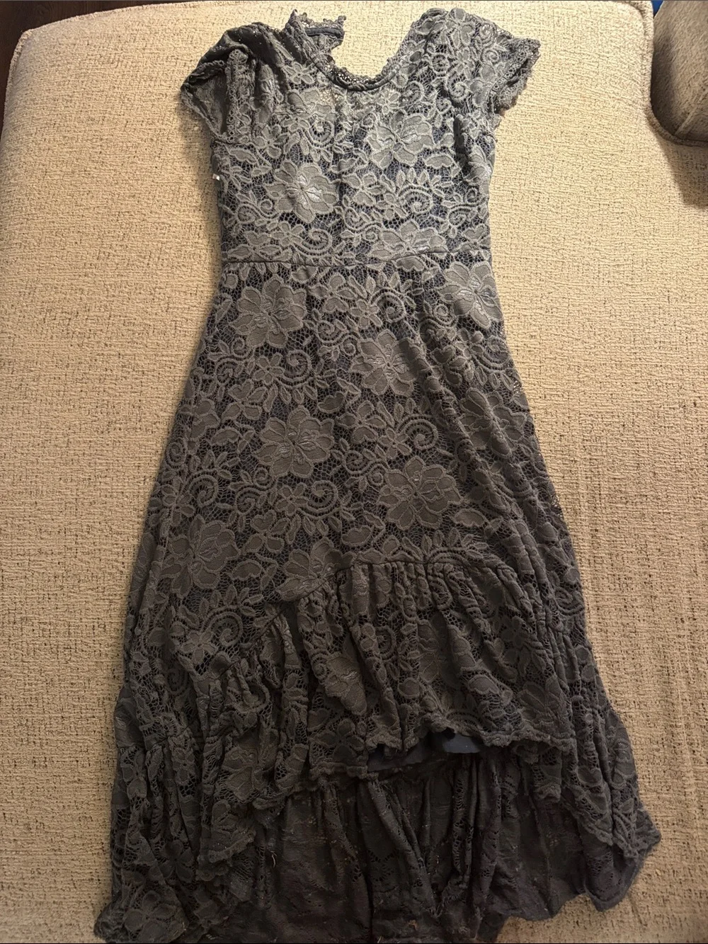 Lace Overlay Cap-Sleeve Midi Dress - Gray